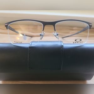 NEW & AUTHENTIC OAKLEY TITANIUM FRAME MODEL OX5140 , 54-16-135, COLOR SAT-STEEL